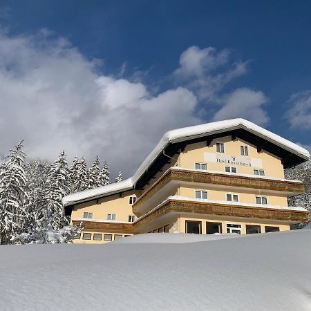 Hotel Kronenhirsch Russbach am Pass Gschütt Exterior foto