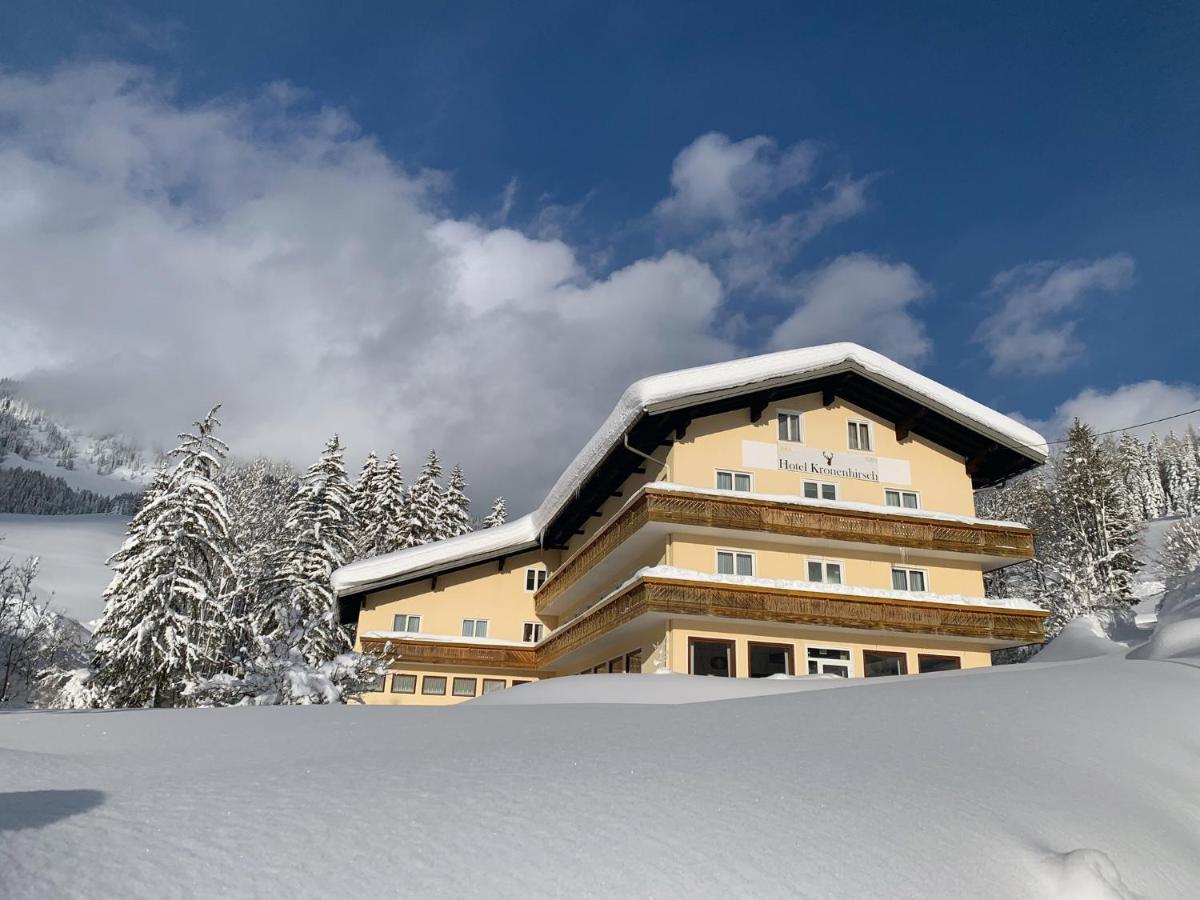 Hotel Kronenhirsch Russbach am Pass Gschütt Exterior foto
